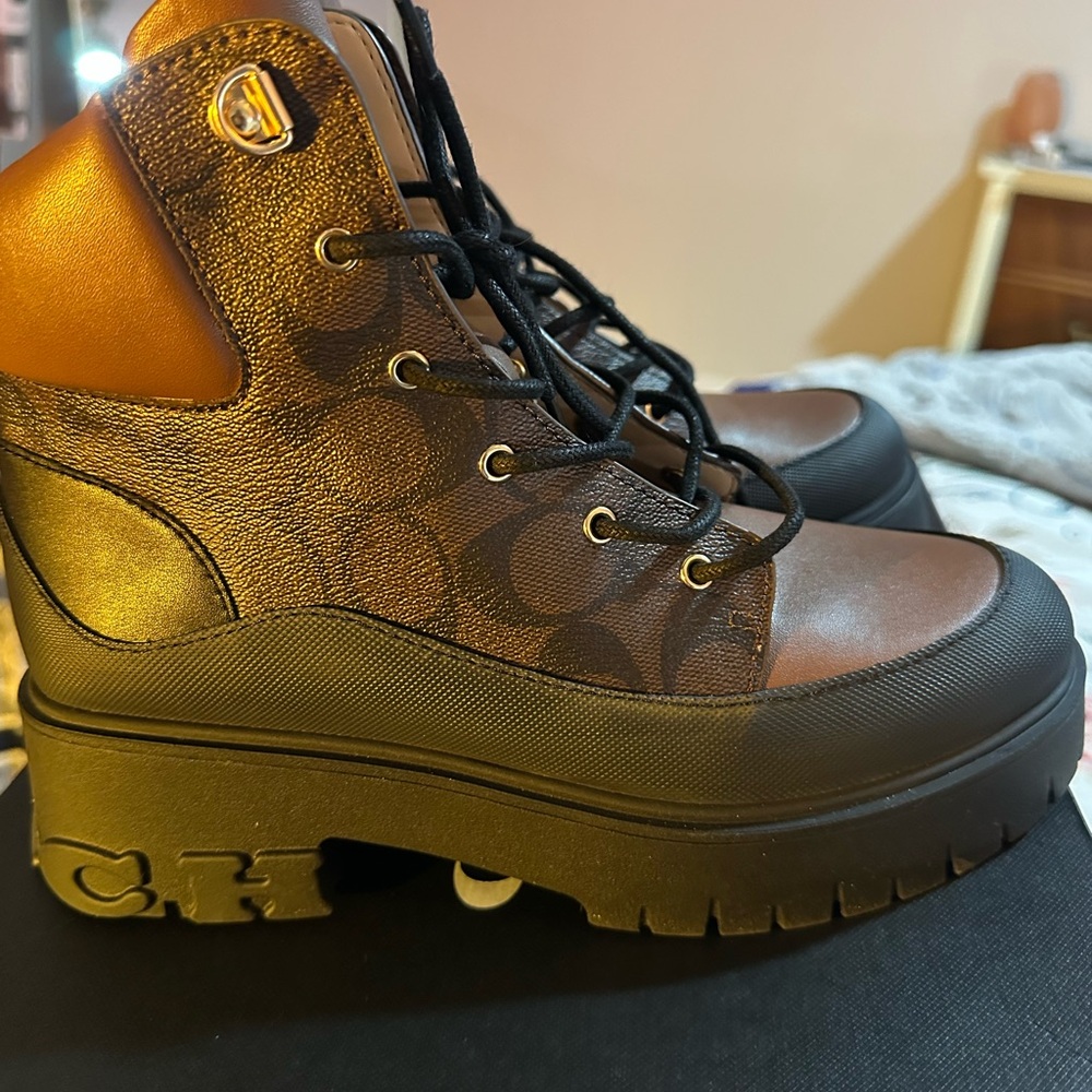 NWT Coach Outlet Royce Bootie In Signature Canvas